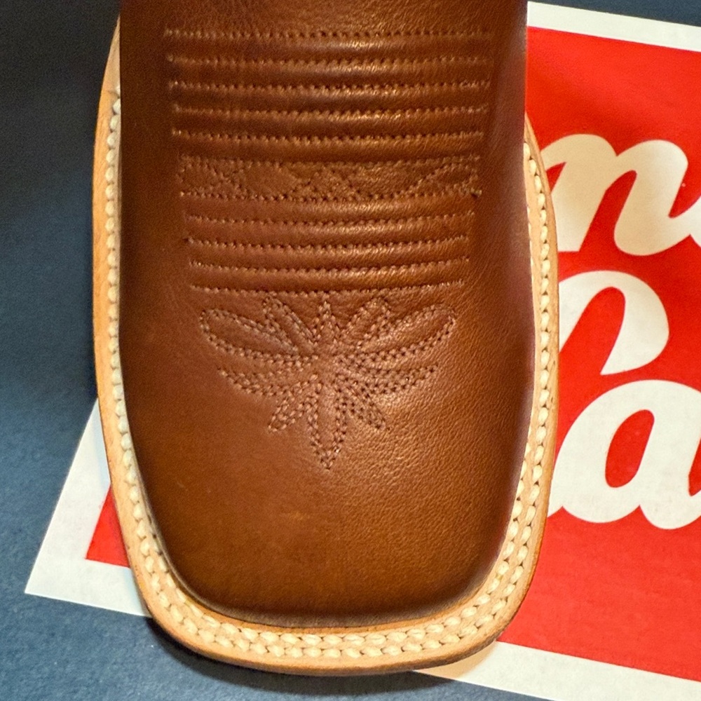 Tony Lama Women's Tan Western Boots with White Stitching - Picture 11 of 13